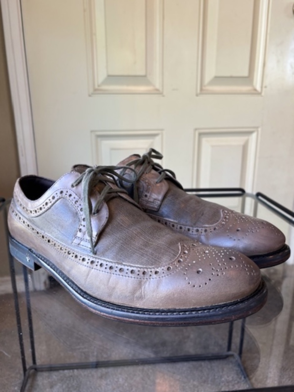 JOHN VARVATOS USA Taupe Leather Wingtip Lace-Up Oxfords EUC/sz 10
